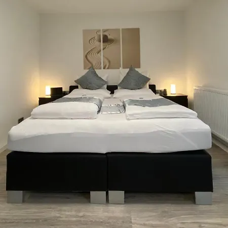 1,5 In S-bahn Naehe, 35 Qm, Max 4 Pers, Zentral, Private Terasse, Internet 250 Mbit 加特林根